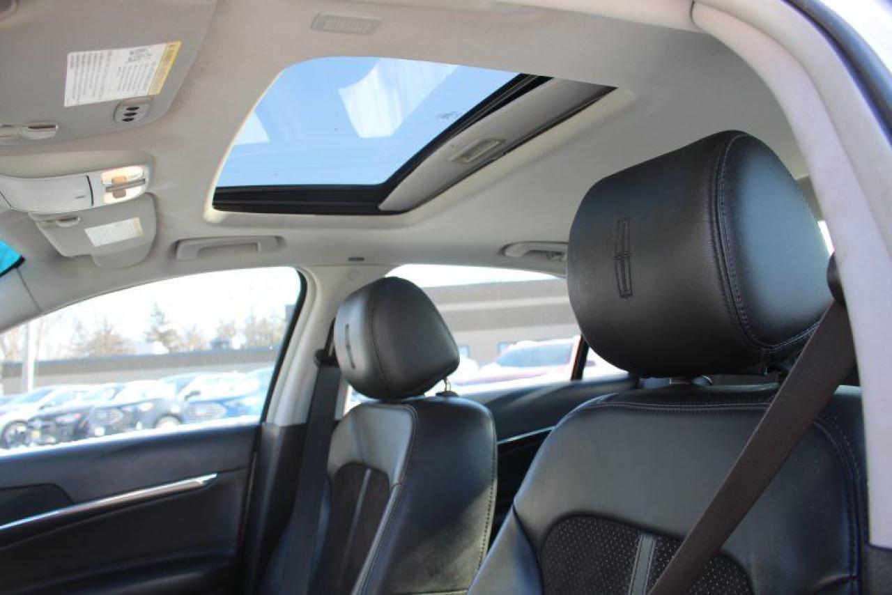 2012 Lincoln MKZ Super Low Ks*AWD*Heated Leather*Sun Roof*Bluetooth Photo