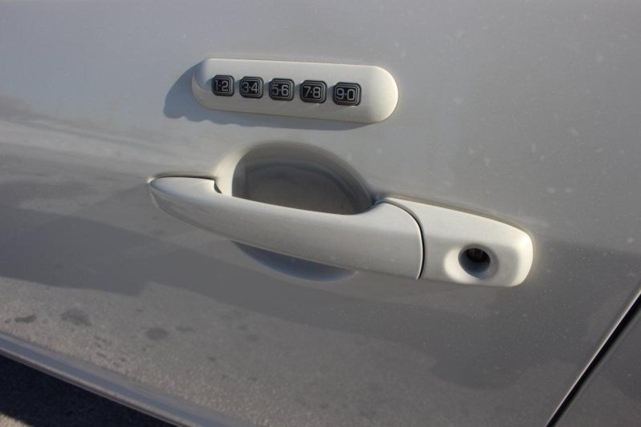 2012 Lincoln MKZ Super Low Ks*AWD*Heated Leather*Sun Roof*Bluetooth Photo