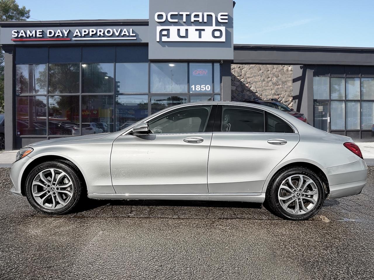 2018 Mercedes-Benz C-Class C300 4MATIC Sedan Photo2