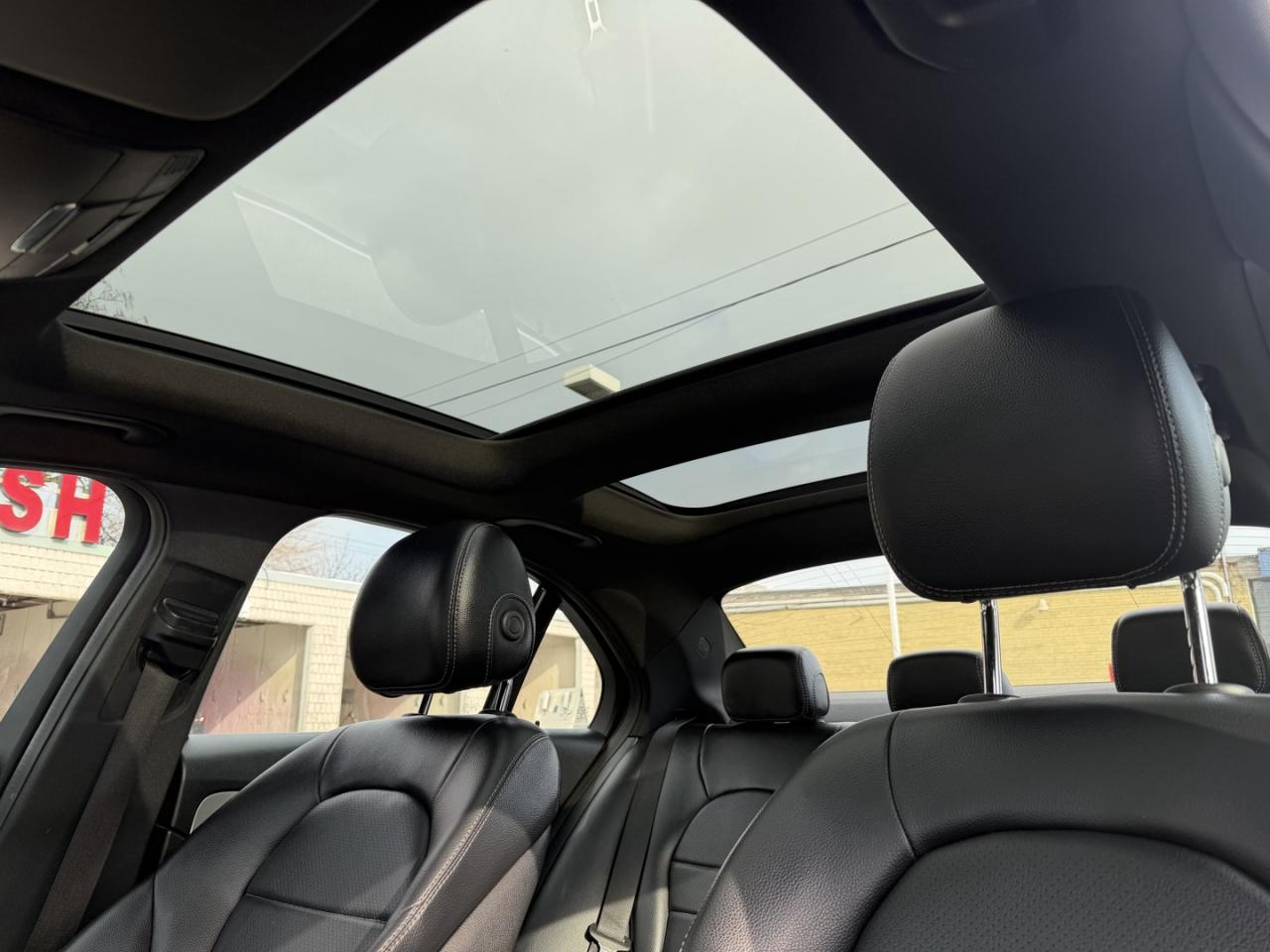 2018 Mercedes-Benz C-Class C300 4MATIC Sedan Photo