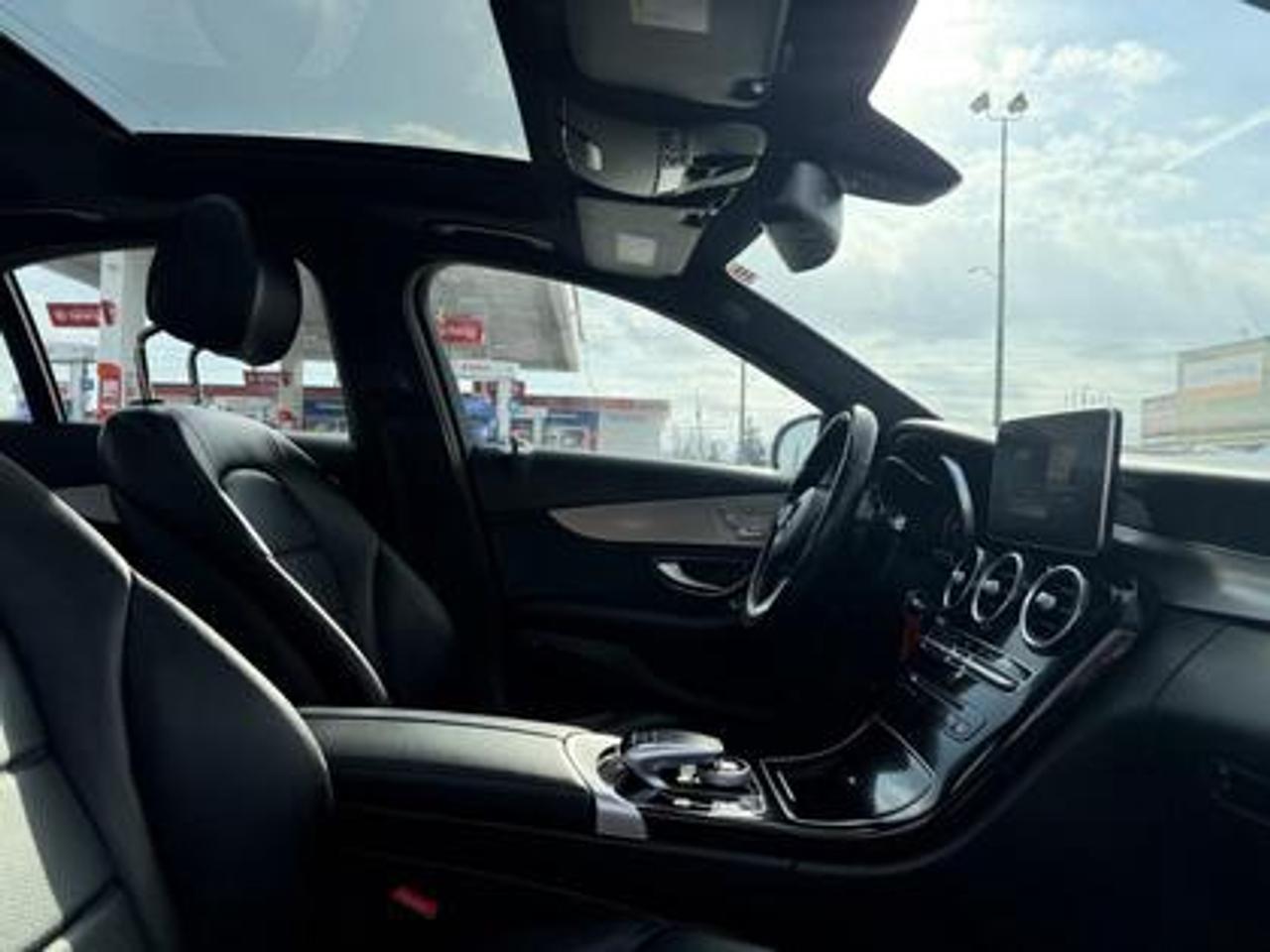 2018 Mercedes-Benz C-Class C300 4MATIC Sedan Photo