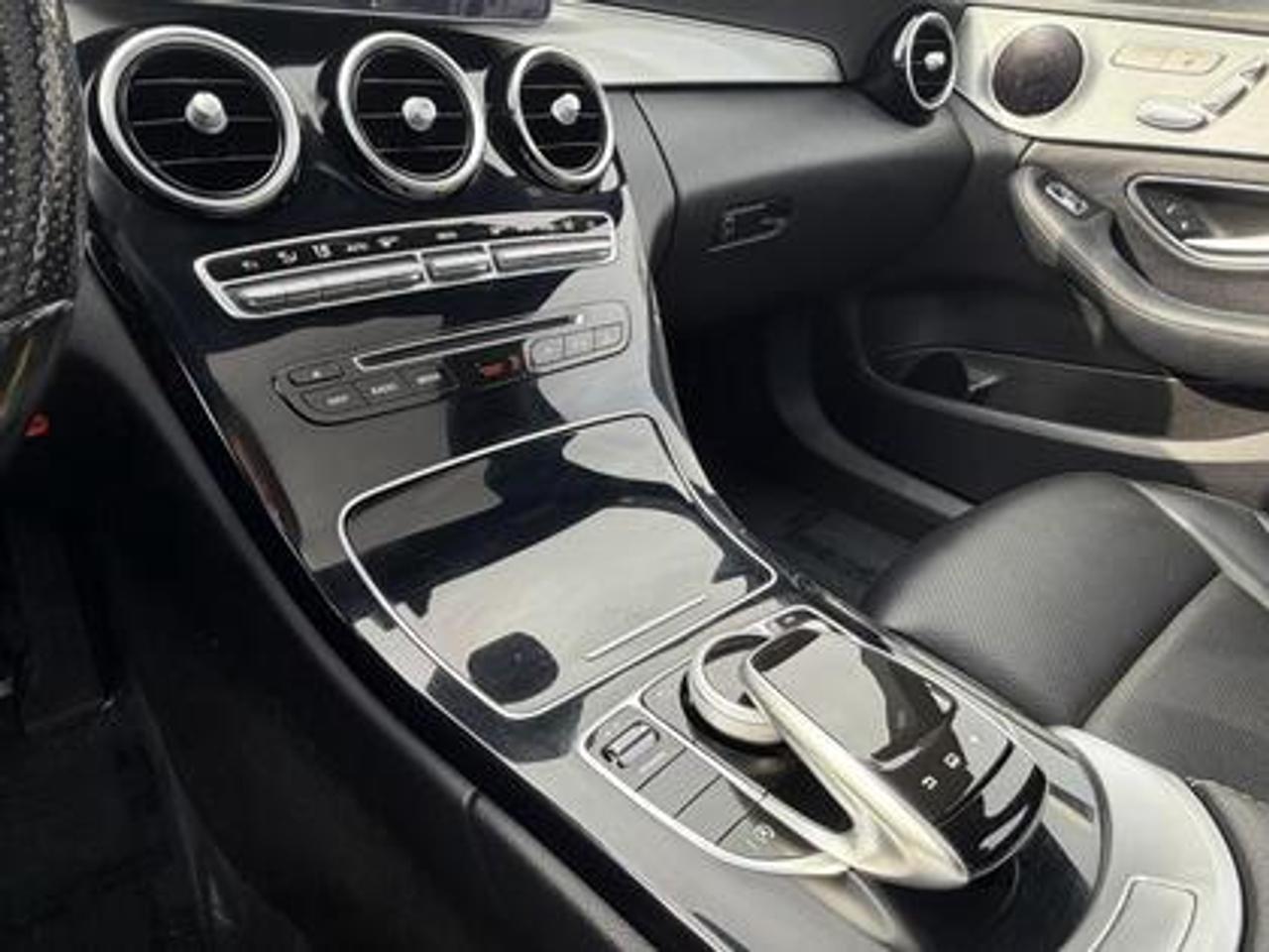 2018 Mercedes-Benz C-Class C300 4MATIC Sedan Photo