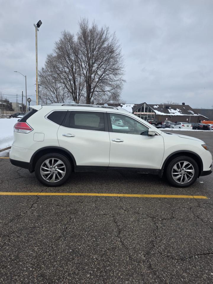 2014 Nissan Rogue AWD 4dr SL Photo