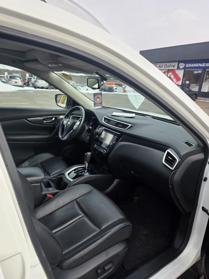 2014 Nissan Rogue AWD 4dr SL Photo