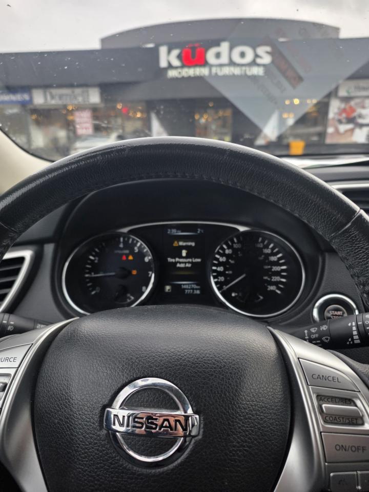 2014 Nissan Rogue AWD 4dr SL Photo