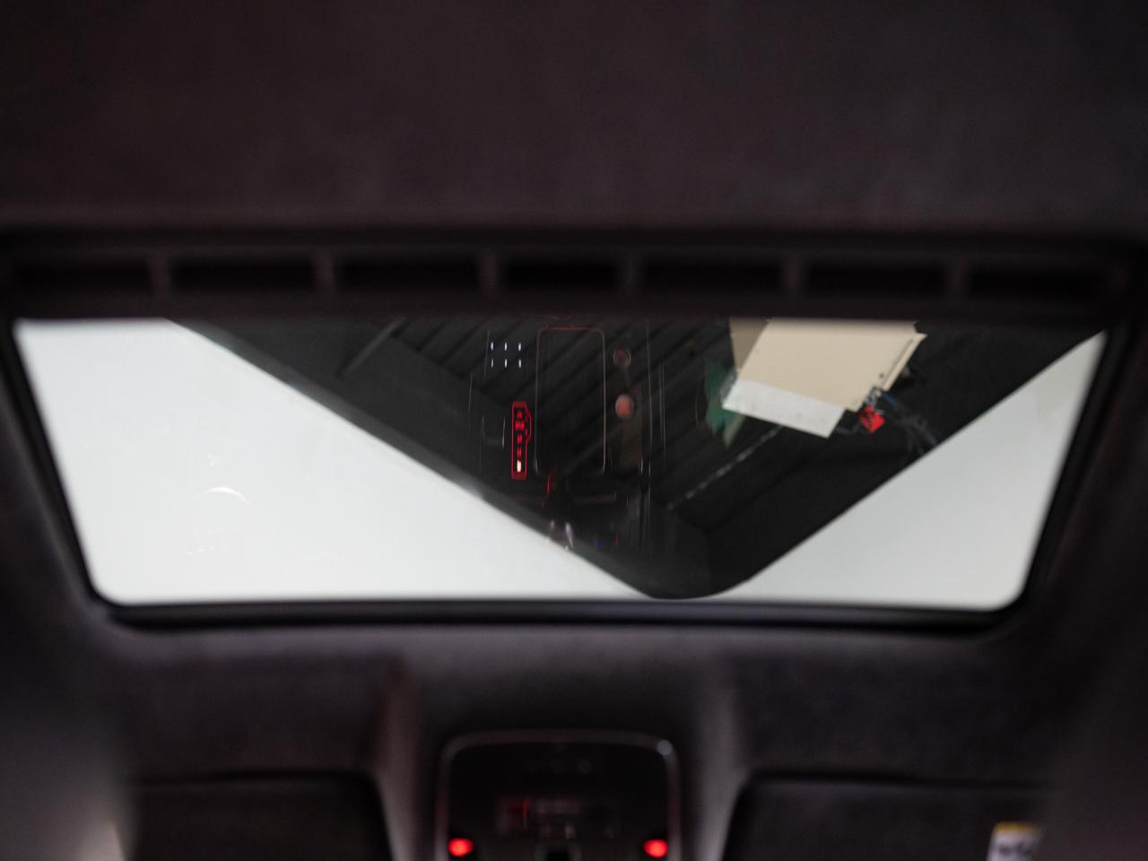 2017 Audi RS 7 PERFORMANCE | NIGHT VISION | CARBON FIBRE | 21 IN Photo