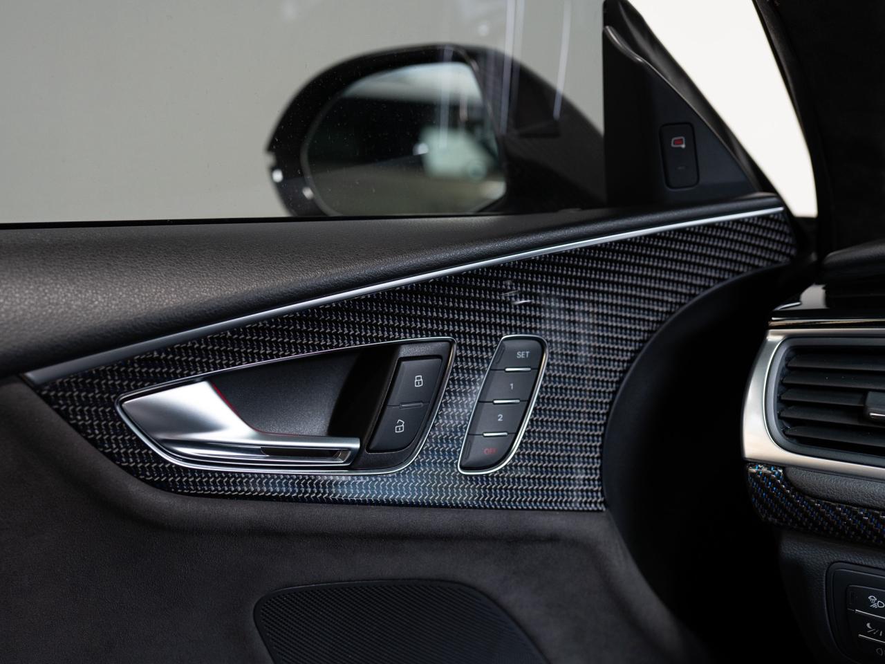 2017 Audi RS 7 PERFORMANCE | NIGHT VISION | CARBON FIBRE | 21 IN Photo