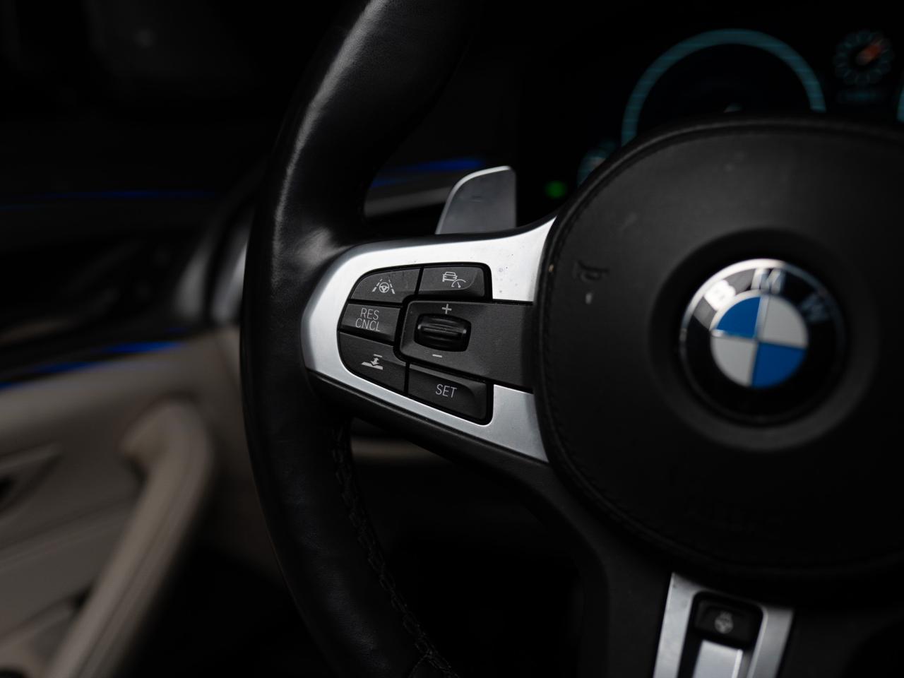 2019 BMW 5 Series M550i | PREMIUM & ASSIST PKG | REMOTE PARKING Photo