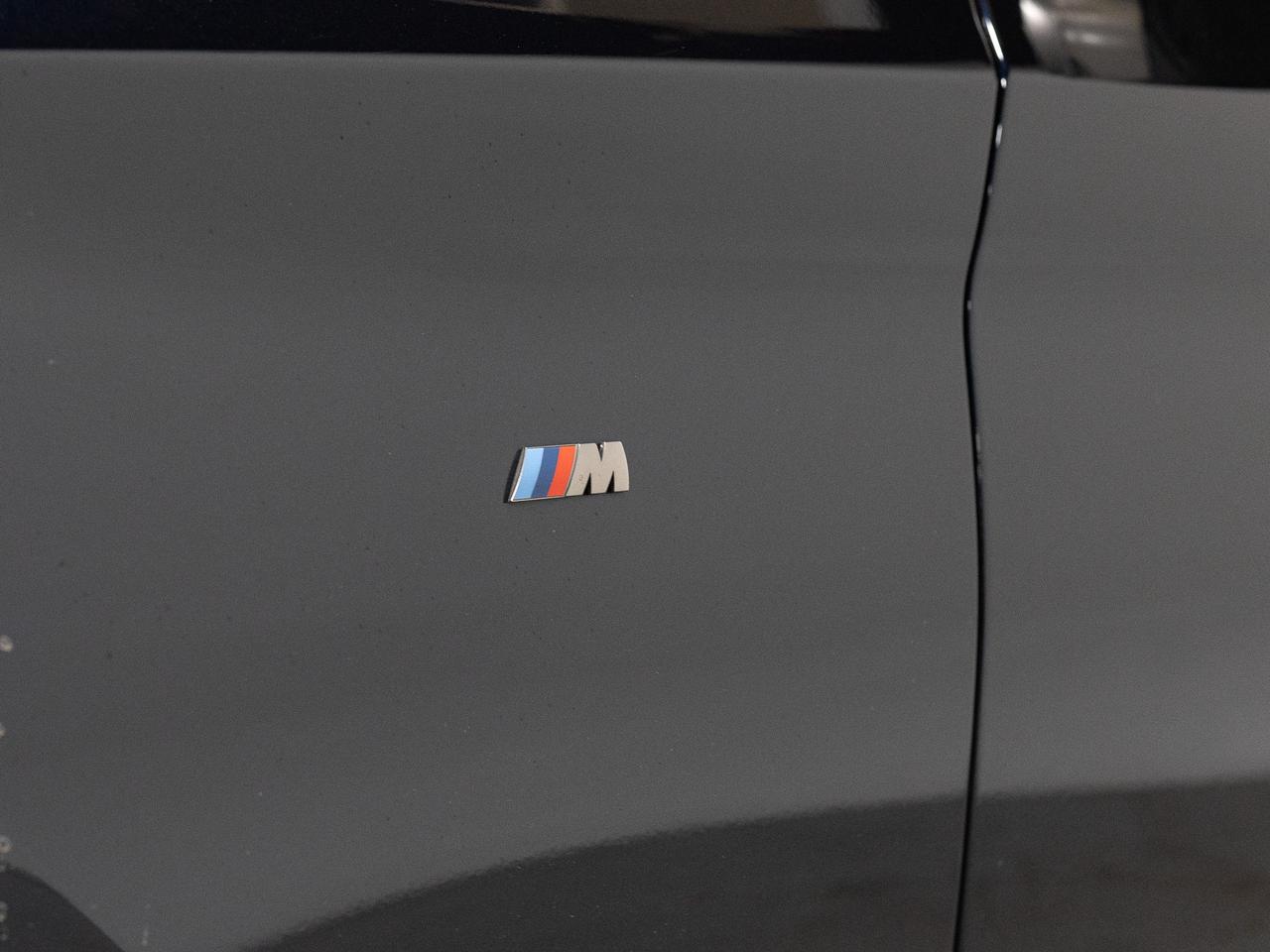 2019 BMW 5 Series M550i | PREMIUM & ASSIST PKG | REMOTE PARKING Photo