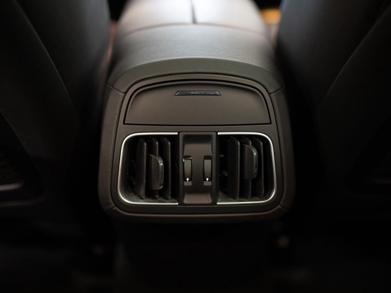 2022 Maserati Levante MODENA | HARMAN KARDON | PANO | 21 IN Photo