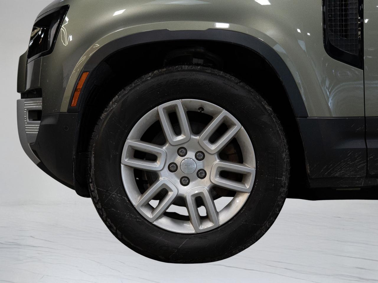 2023 Land Rover Defender 110 S | P300 | MERIDIAN | PANO Photo