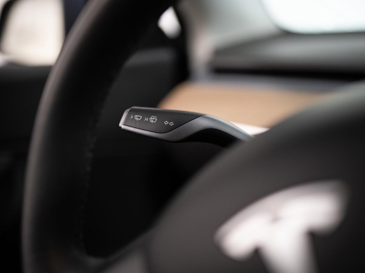 2022 Tesla Model Y LONG RANGE | AWD | ACCELERATION BOOST Photo