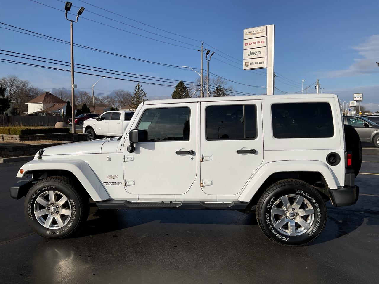 2017 Jeep Wrangler Unlimited TRAILER TOW / NAV / RMT START / 18 POLISHED ALLOY Photo