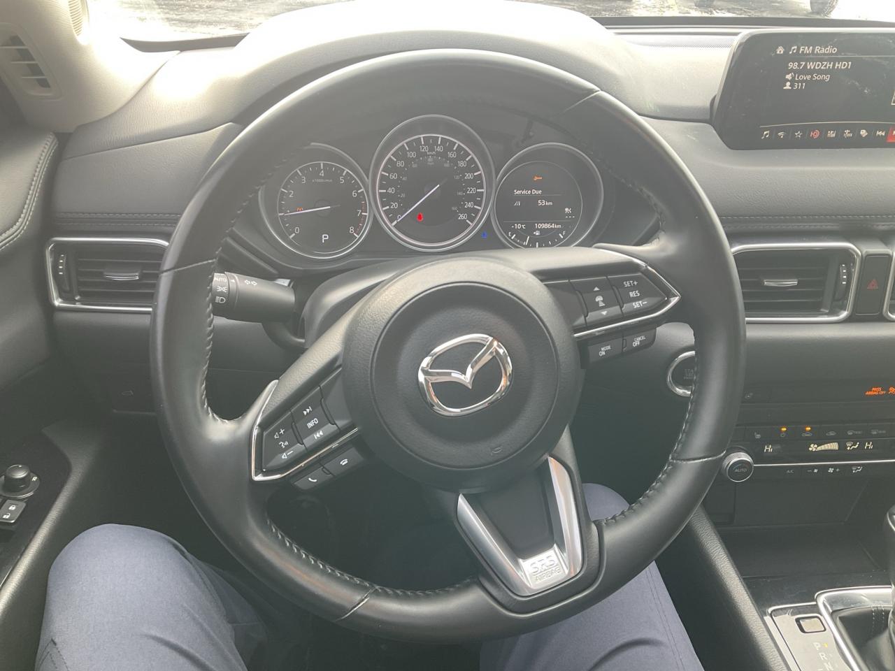 2020 Mazda CX-5 AWD / SUNROOF / 4CYLINDER / ONE OWNER / HTD SEATS Photo