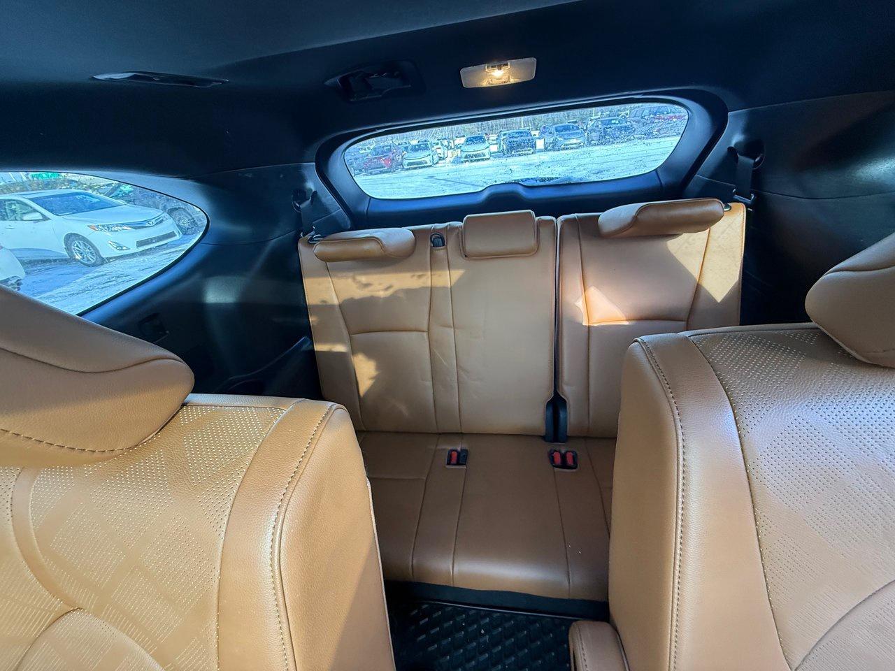 2023 Toyota Highlander Hybrid Limited Photo4