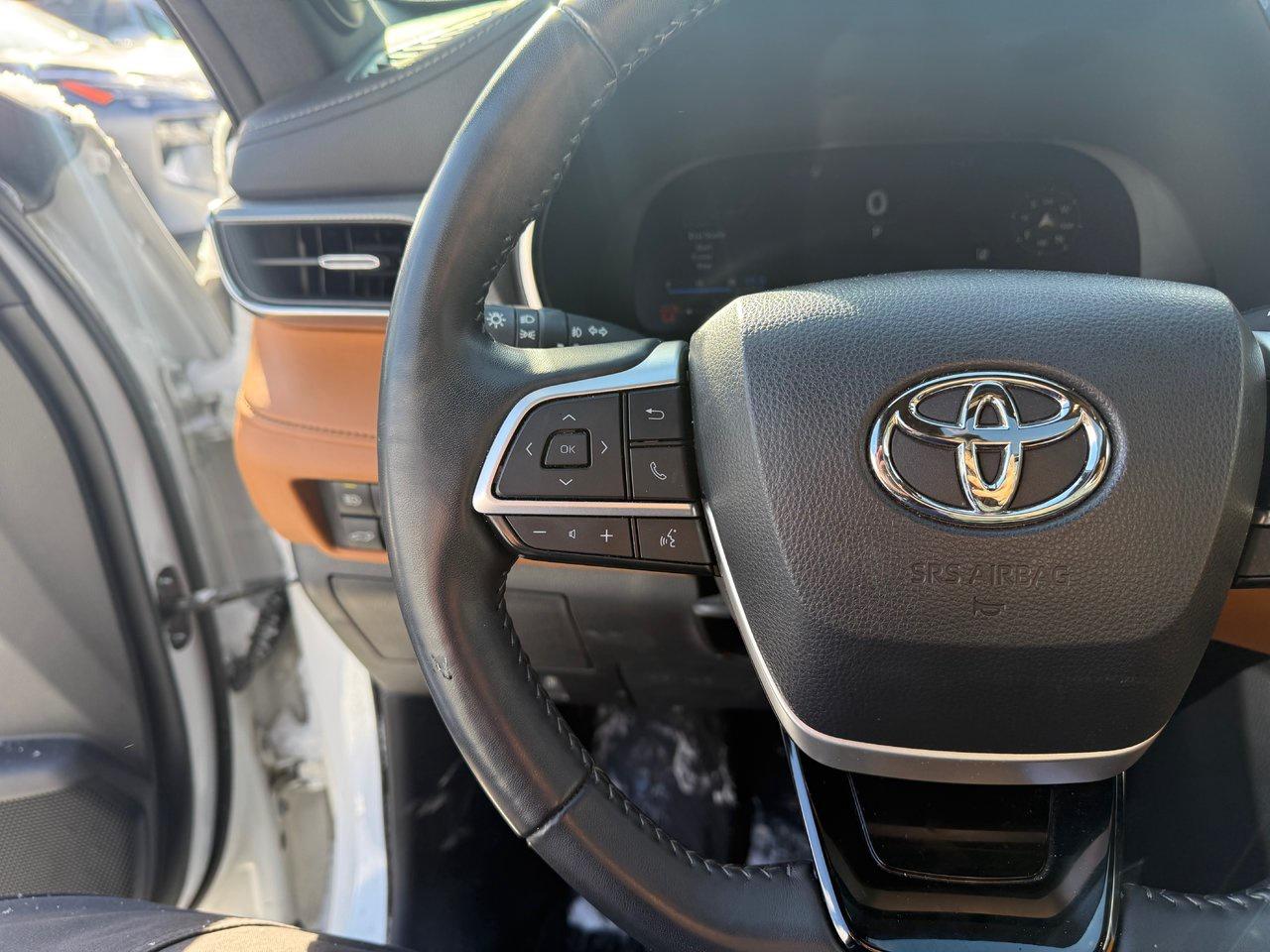 2023 Toyota Highlander Hybrid Limited Photo