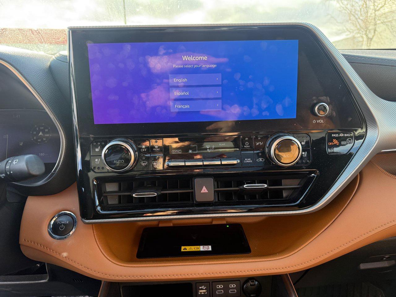 2023 Toyota Highlander Hybrid Limited Photo