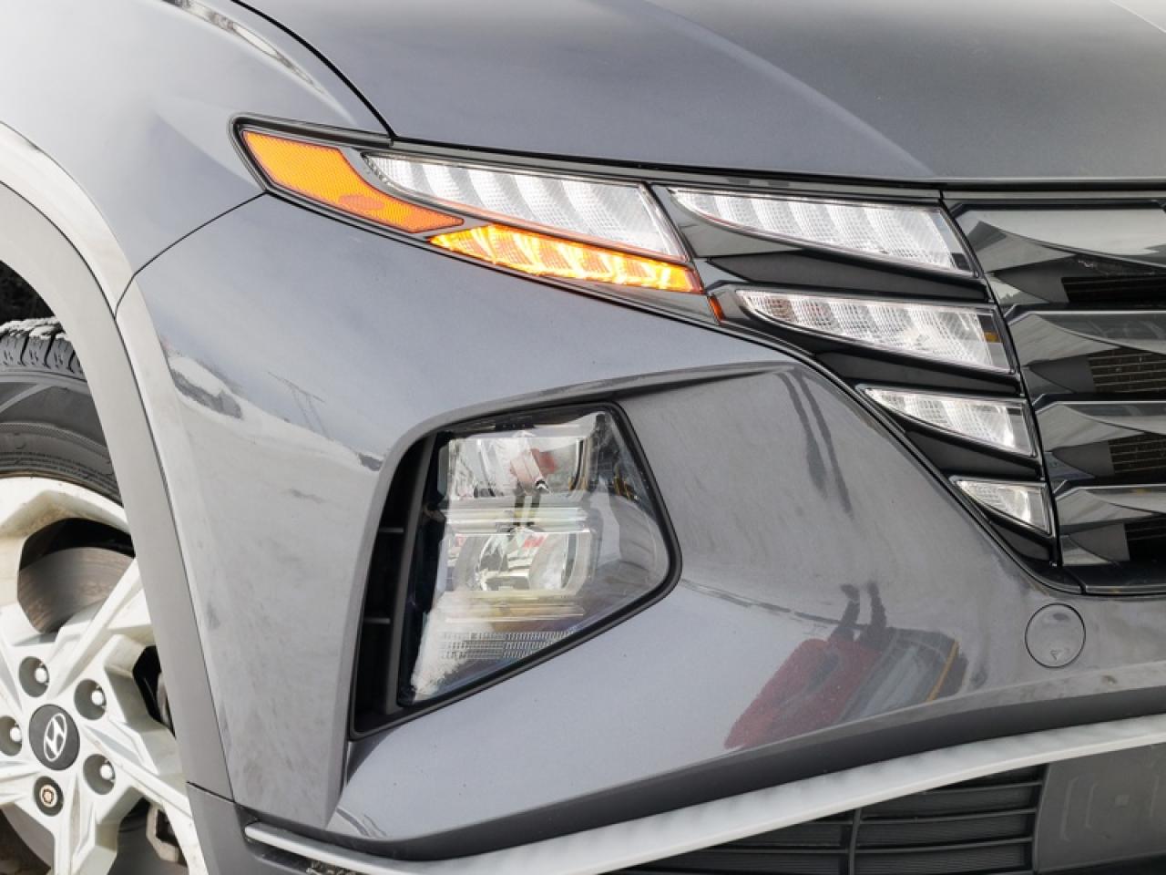 2022 Hyundai Tucson Essential AWD  - Heated Seats - $149 B/W Photo