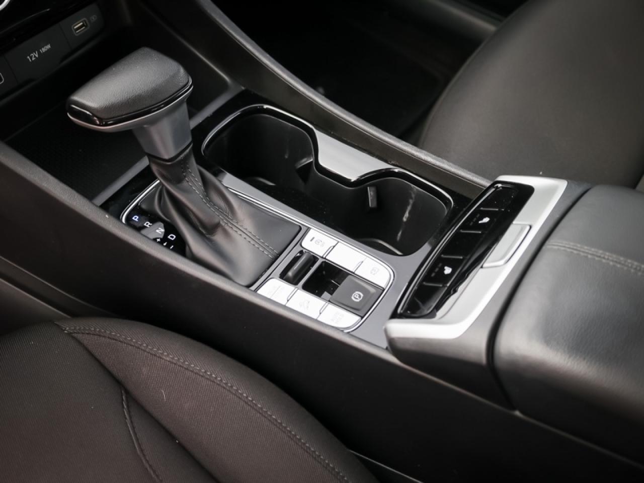 2022 Hyundai Tucson Essential AWD  - Heated Seats - $149 B/W Photo