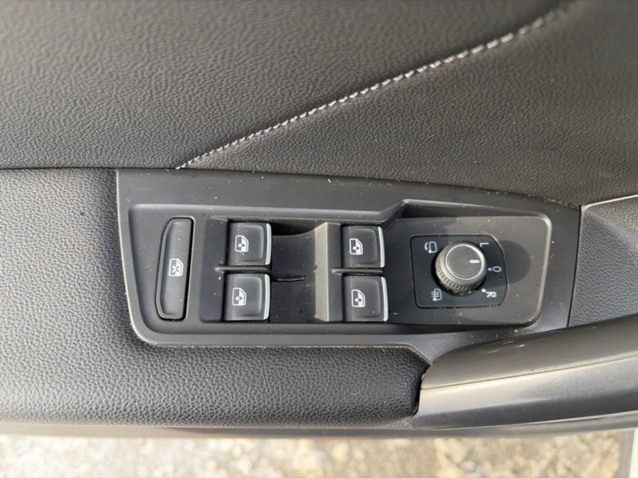 2021 Volkswagen Tiguan Highline 4MOTION  - Sunroof Photo