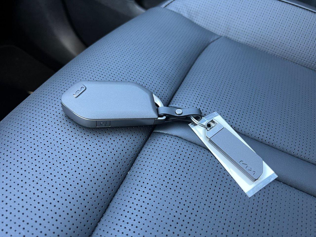 2025 Kia Sorento PHEV EX Photo