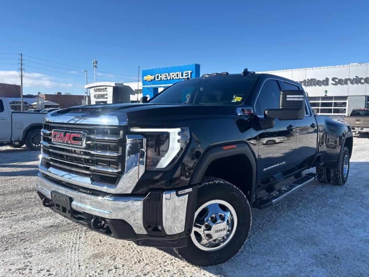 2024 GMC Sierra 3500 HD SLE Photo