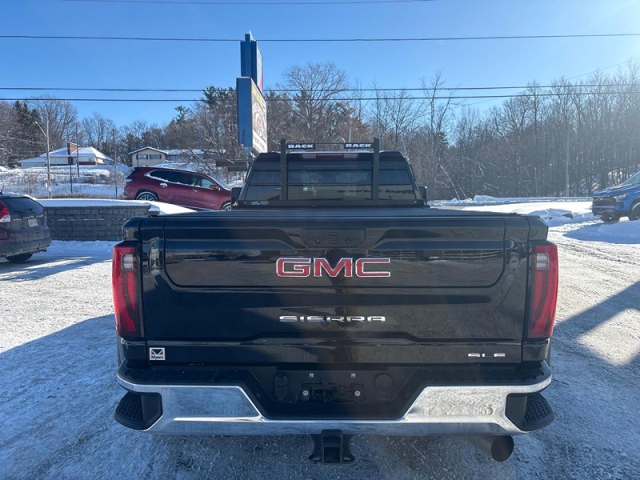 2024 GMC Sierra 3500 HD SLE Photo