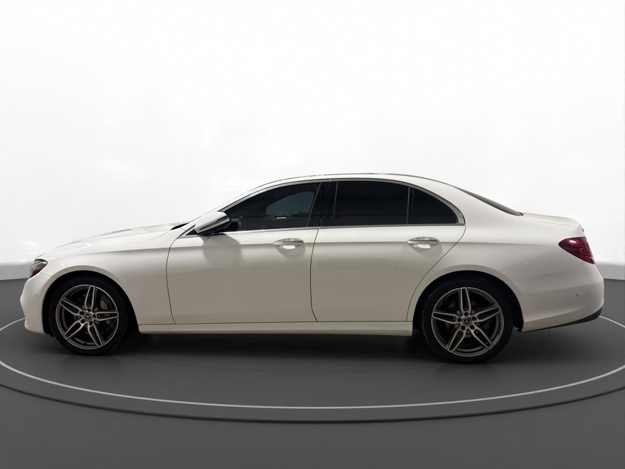 2019 Mercedes-Benz E-Class E 300 | AMG PACKAGE | Photo3