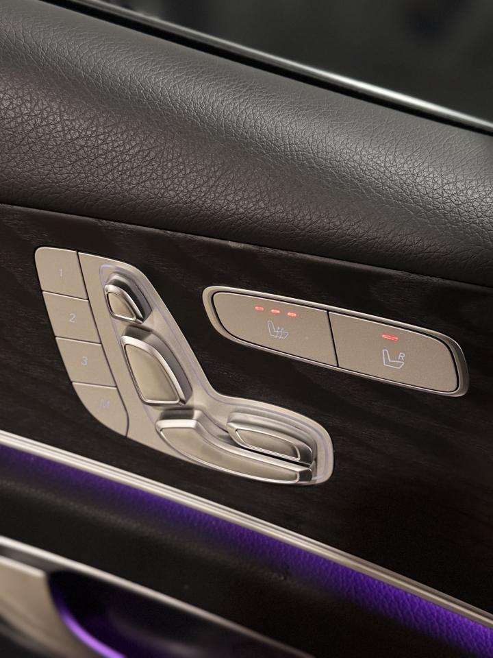 2019 Mercedes-Benz E-Class E 300 | AMG PACKAGE | Photo