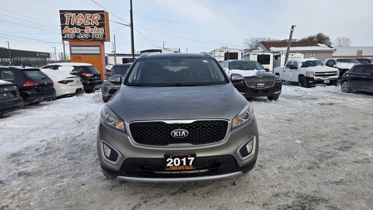 2017 Kia Sorento EX V6, 7 PASSENGER, LEATHER, LOADED, CERTIFIED Photo