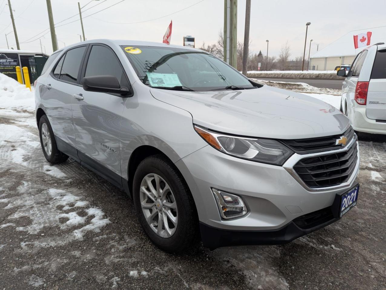 2021 Chevrolet Equinox LS WITH APPLE CARPLAY!! Photo