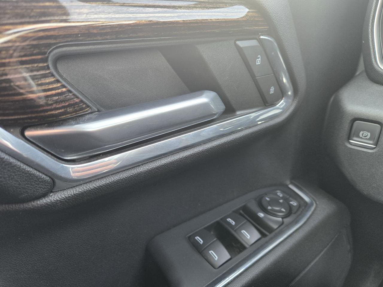 2023 GMC Sierra 1500 SLE Photo