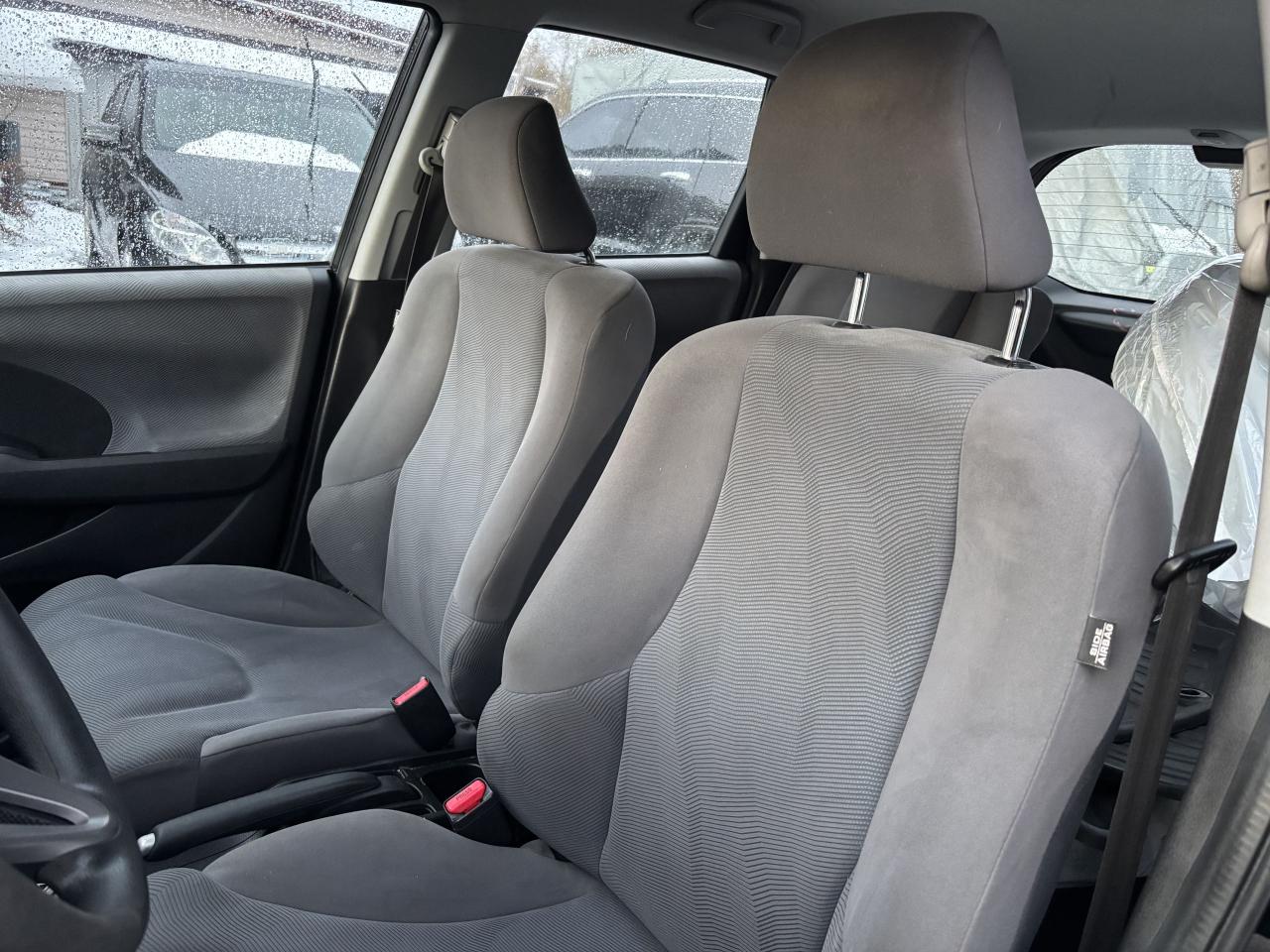 2011 Honda Fit DX-A Photo