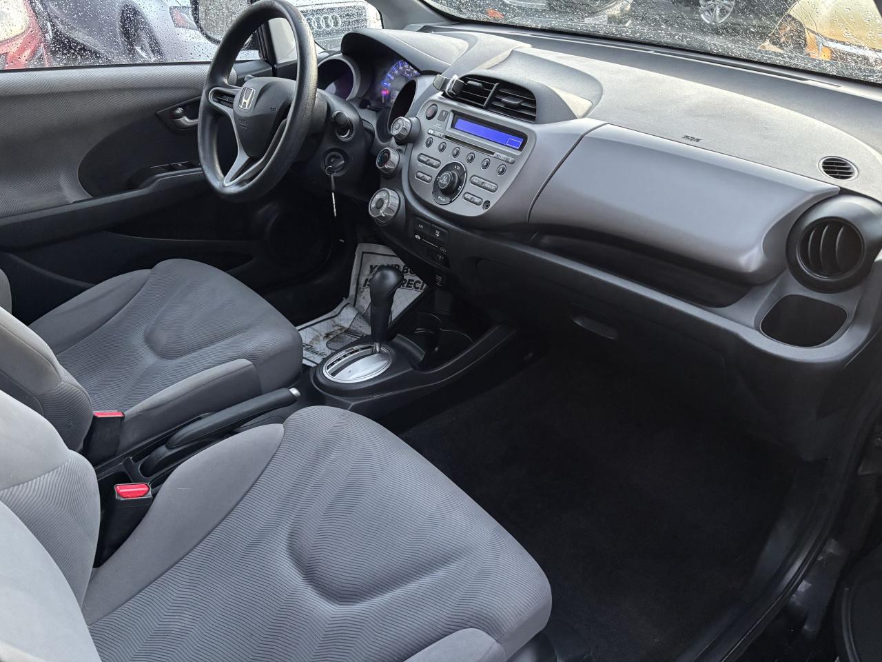 2011 Honda Fit DX-A Photo