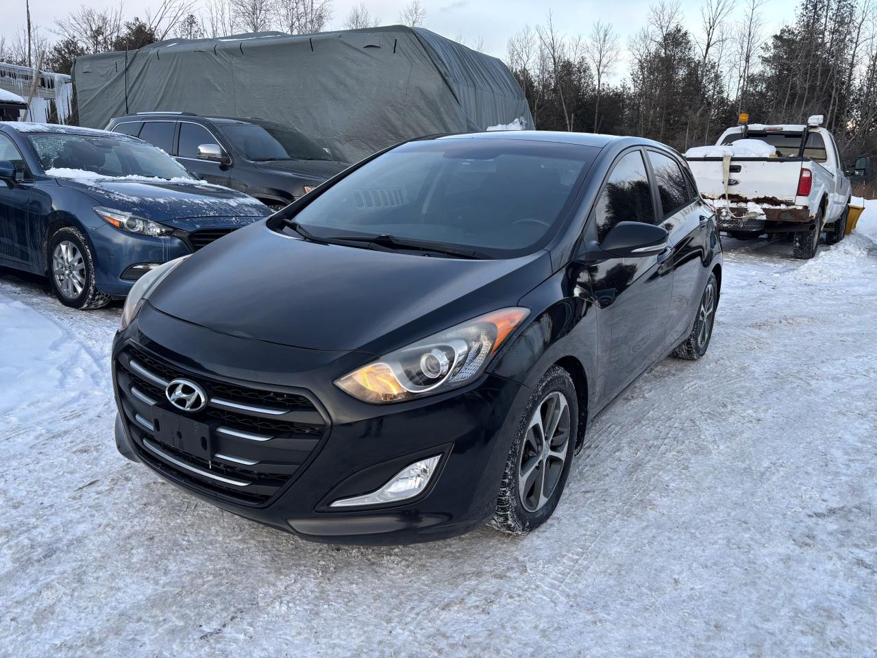 2016 Hyundai Elantra GT GLS Photo2