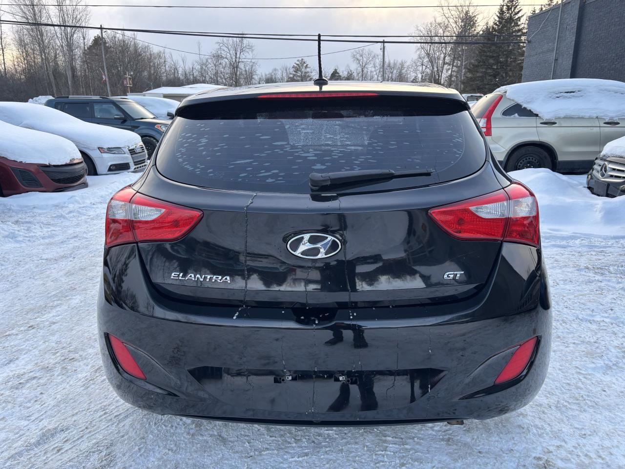 2016 Hyundai Elantra GT GLS Photo4