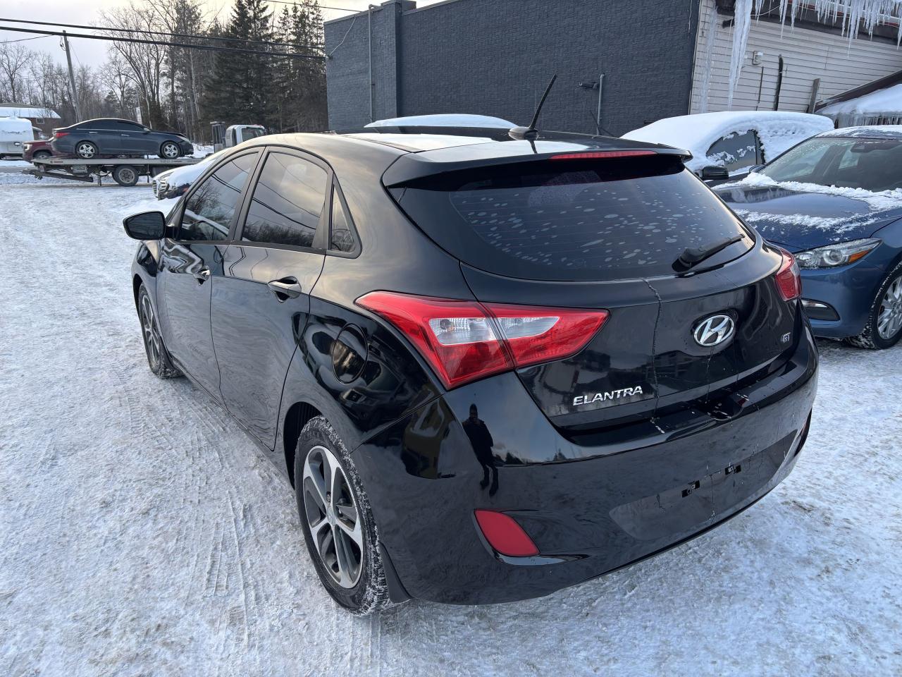 2016 Hyundai Elantra GT GLS Photo