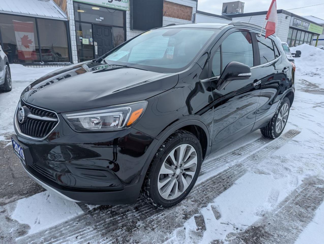 2019 Buick Encore Preferred WITH PARTIAL LEATHER SEATS!! Photo