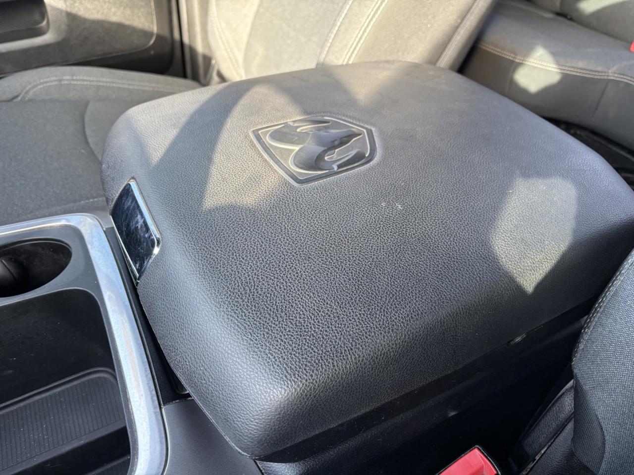 2021 RAM 1500 Classic Warlock 1 OWNER NO~ACCIDENTS Photo