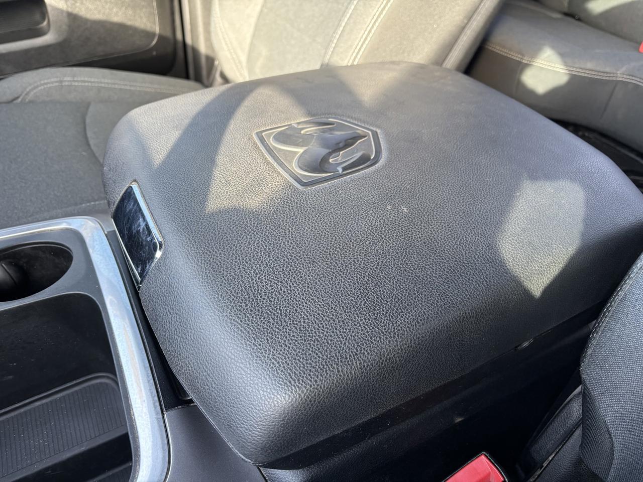 2021 RAM 1500 Classic Warlock 1 OWNER NO~ACCIDENTS Photo