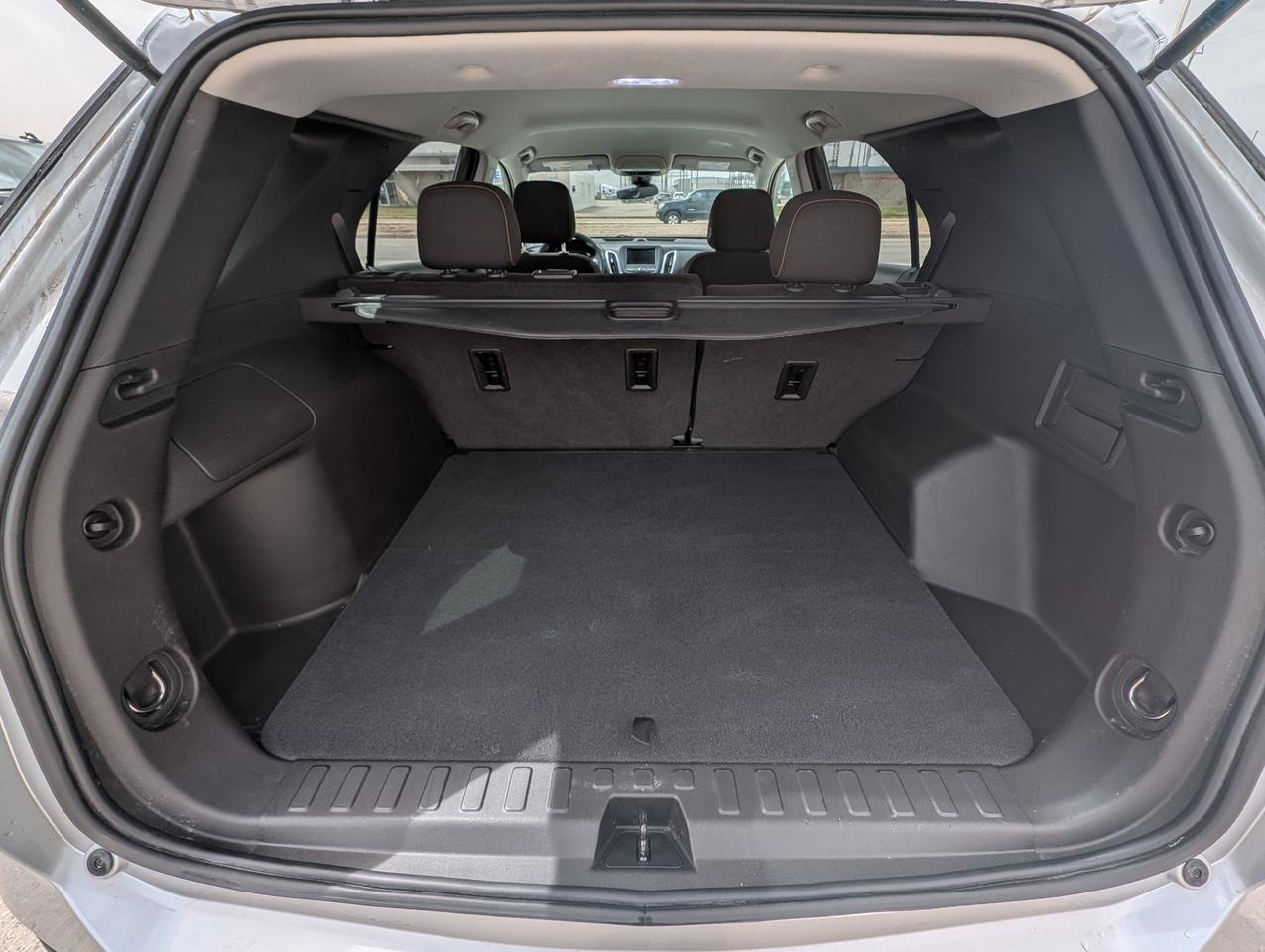 <p>Finance this vehicle! Apply at stonebridgeauto.com</p><p>&nbsp;</p><p>2022 Chevrolet Equinox LT. 1.5L 4 Cylinder AWD. 70,358km Clean title and safetied. Manitoba owned. No accidents!</p><p>&nbsp;</p><p>Heated seats</p><p>Command start&nbsp;</p><p>Apple CarPlay / Android auto&nbsp;</p><p>Backup camera</p><p>Keyless entry&nbsp;</p><p>AWD</p><p>&nbsp;</p><p>We take trades! Vehicle is for sale in Steinbach by STONE BRIDGE AUTO INC. Dealer #5000 we are a small business focused on customer satisfaction. Text or call before coming to view and ask for sales.</p>