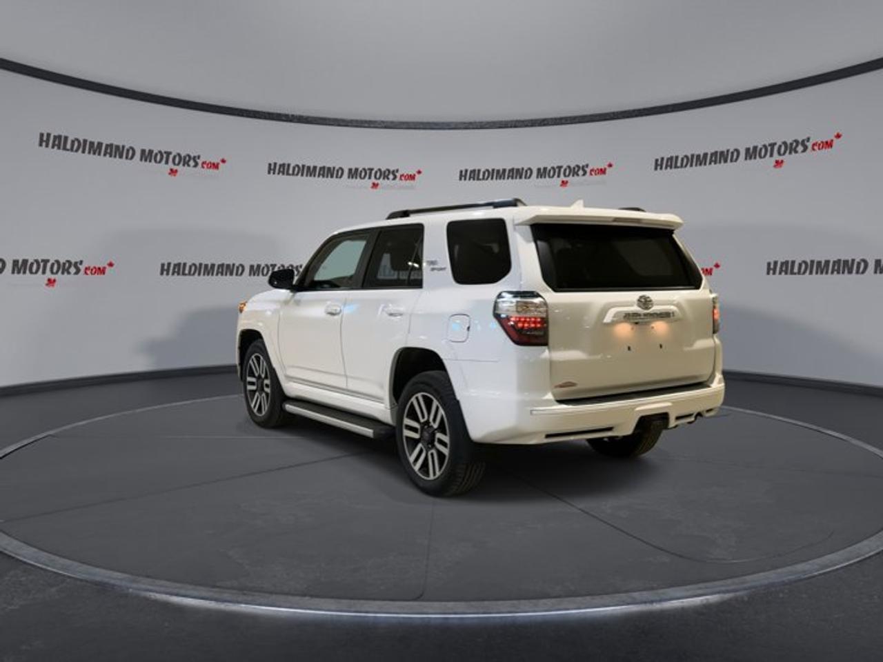 2022 Toyota 4Runner TRD Sport 4wd | Sunroof | Heated Seats | Leather Photo