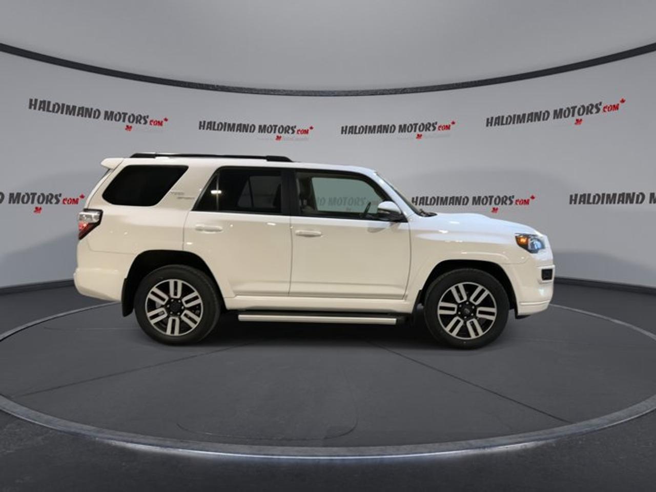 2022 Toyota 4Runner TRD Sport 4wd | Sunroof | Heated Seats | Leather Photo
