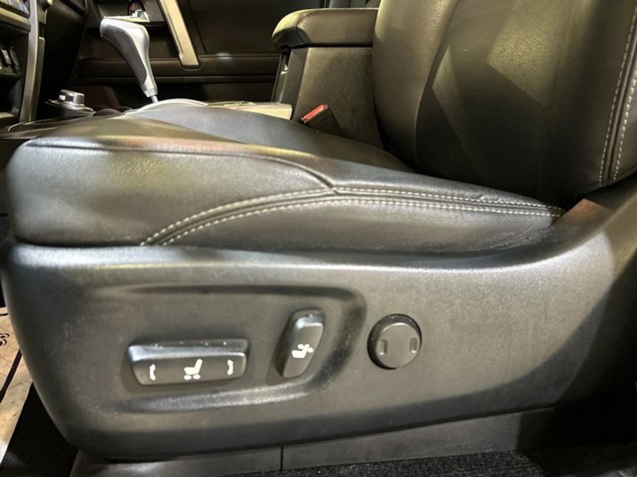 2022 Toyota 4Runner TRD Sport 4wd | Sunroof | Heated Seats | Leather Photo