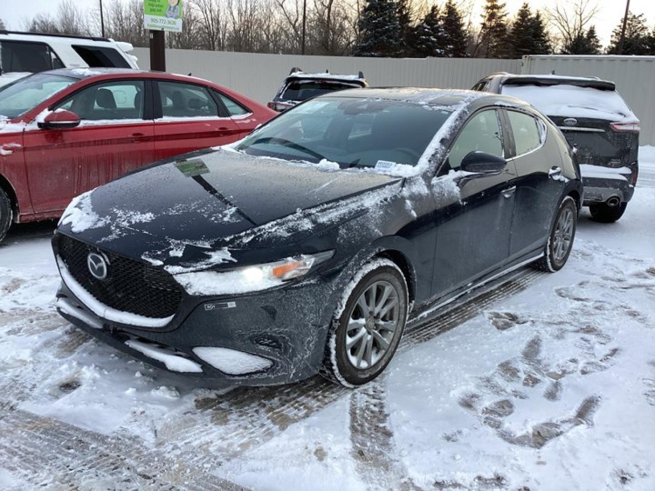 2023 Mazda MAZDA3 Sport GS Photo