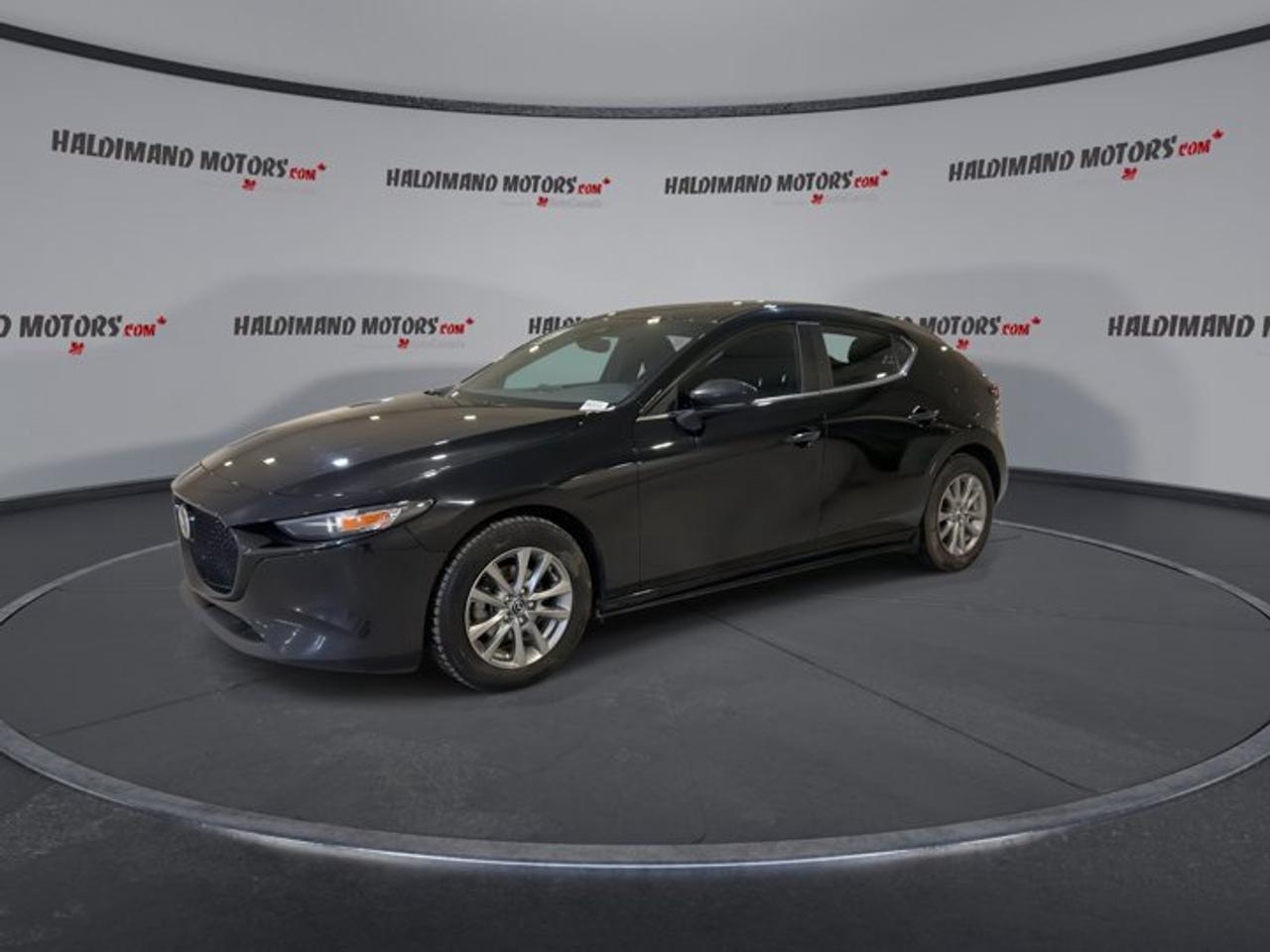 2023 Mazda MAZDA3 Sport GS | One owner | Accident Free Photo