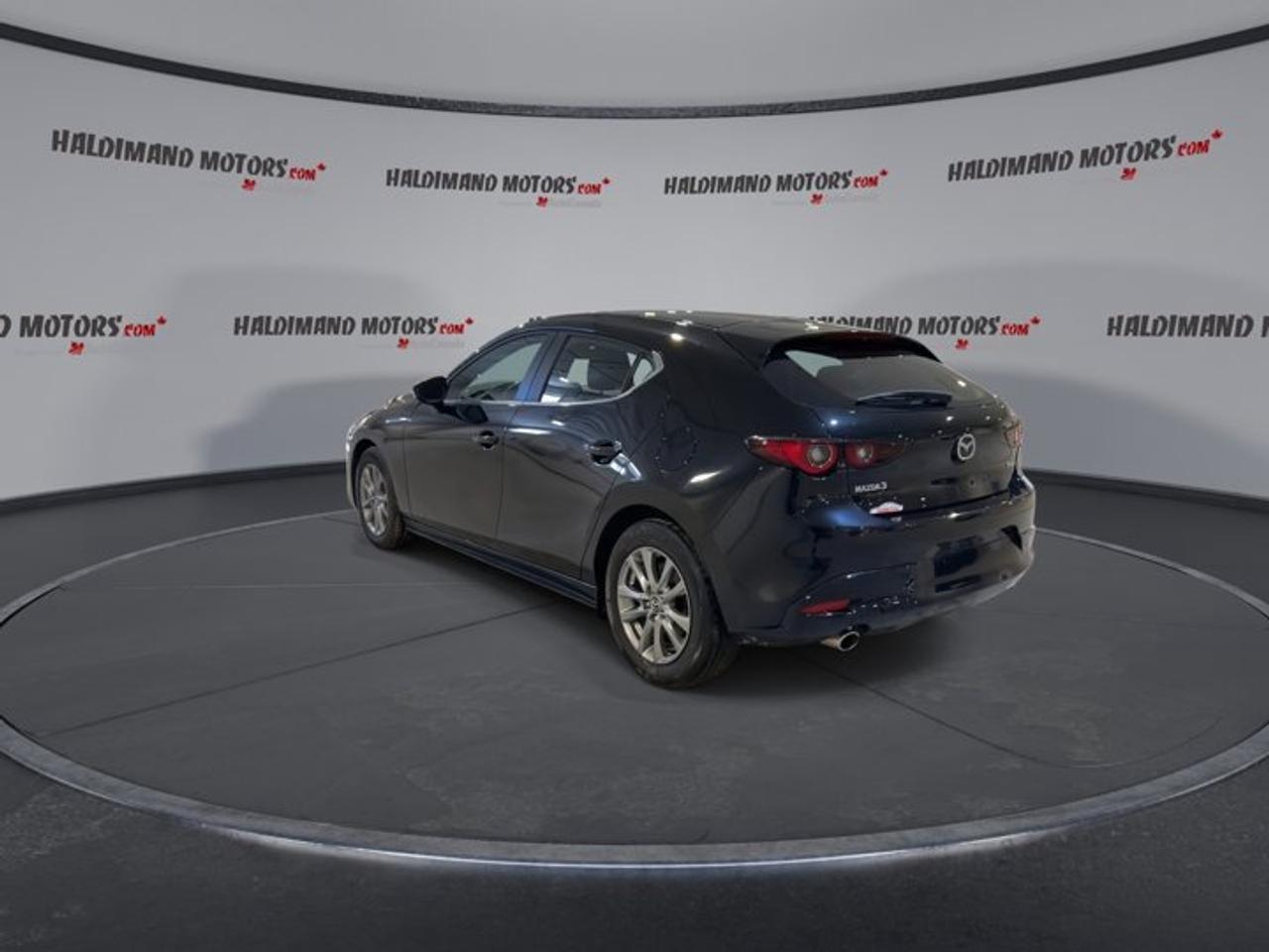 2023 Mazda MAZDA3 Sport GS | One owner | Accident Free Photo