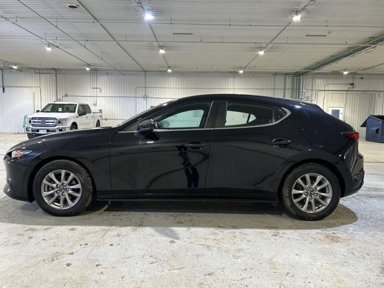 2023 Mazda MAZDA3 Sport GS | One owner | Accident Free Photo