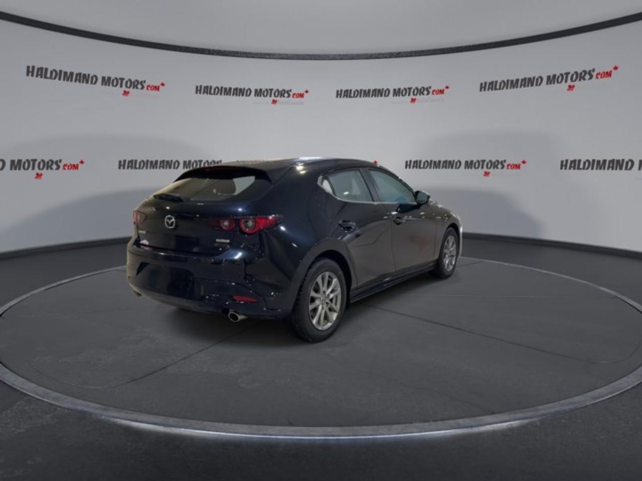 2023 Mazda MAZDA3 Sport GS | One owner | Accident Free Photo
