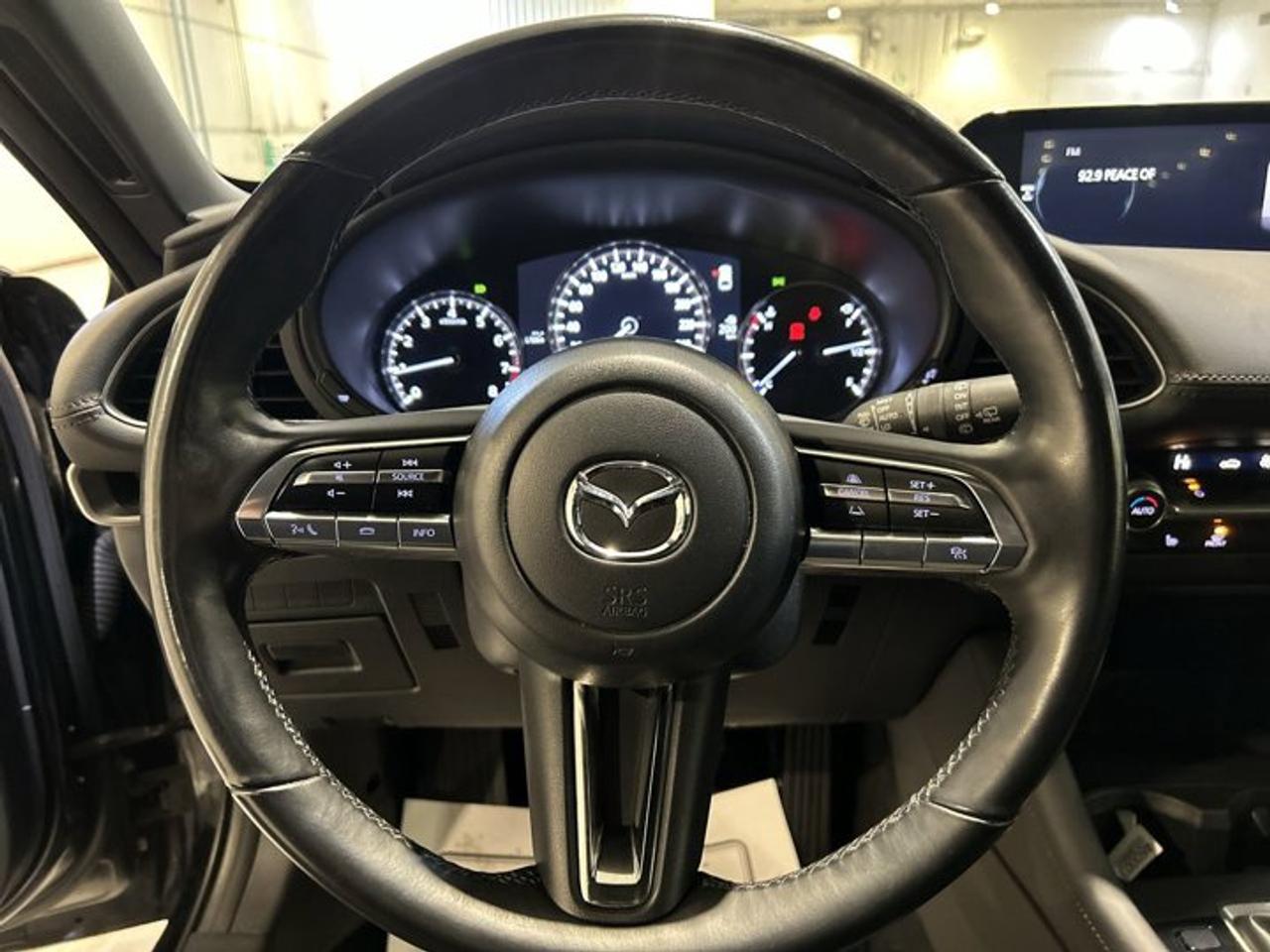 2023 Mazda MAZDA3 Sport GS | One owner | Accident Free Photo